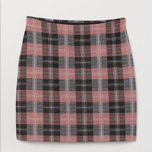 H&M pink & black plaid skirt